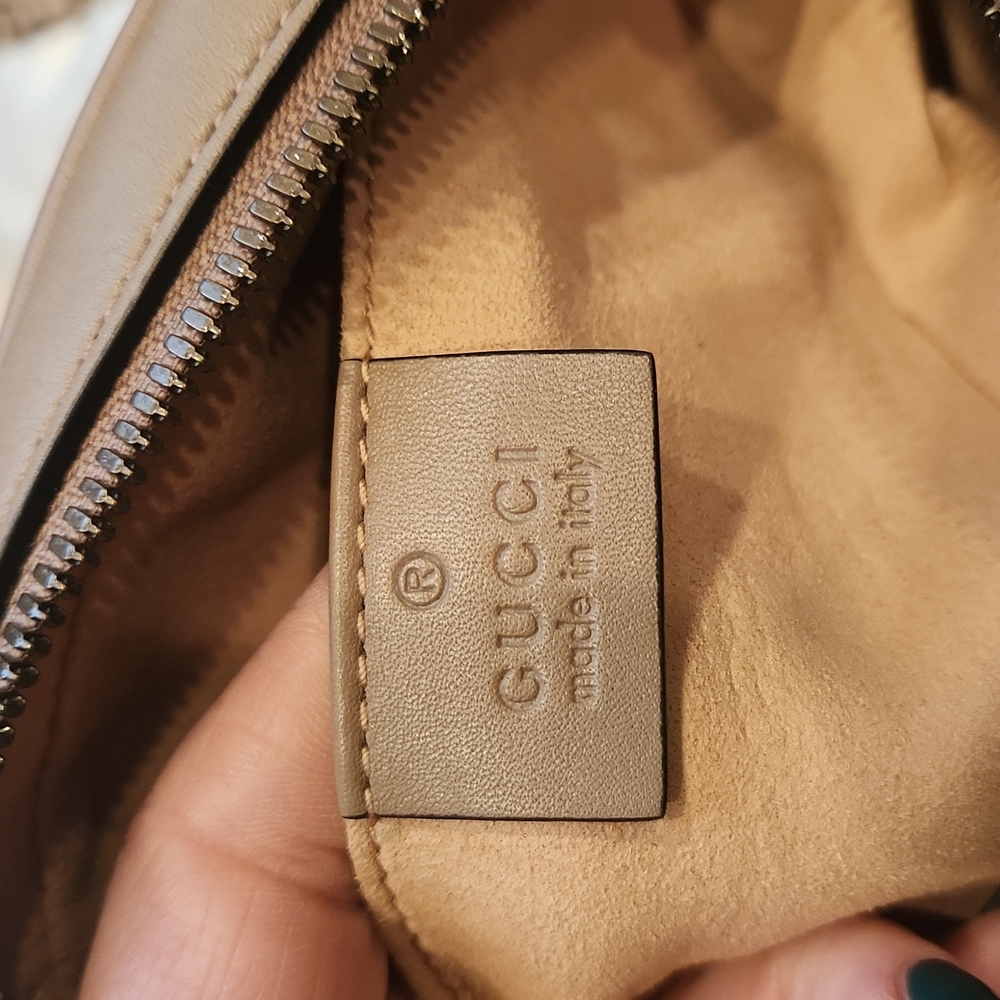 Gucci Belt Bag - Picture 4 of 9